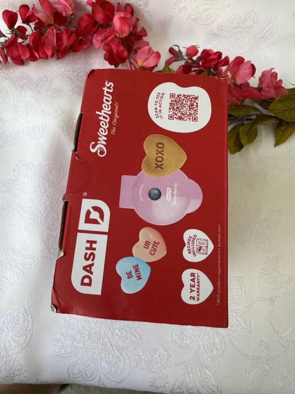 Dash Sweethearts Mini Waffle Maker Pink Heart Shaped XOXO Valentine Brand NEW